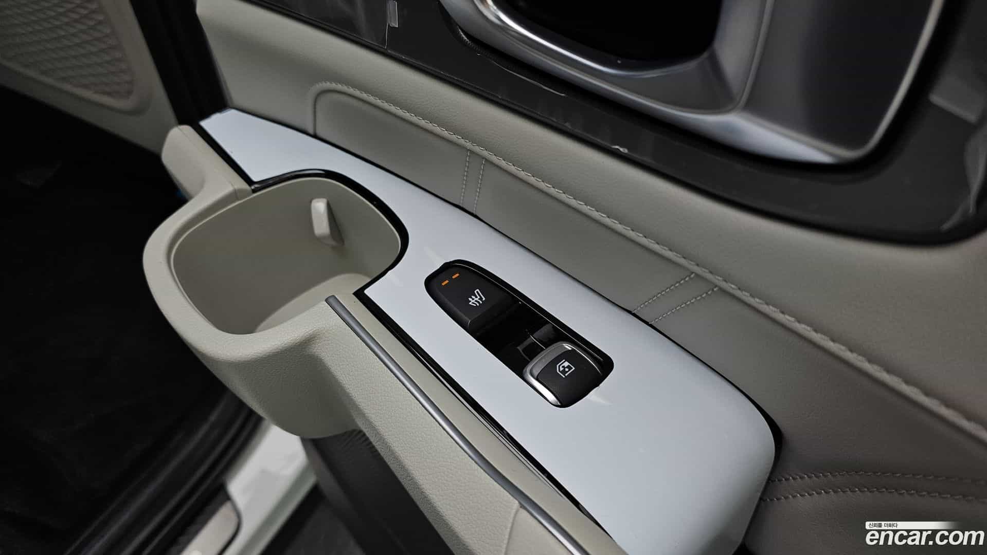 Sorento Kia 2024.4-OPTION-023