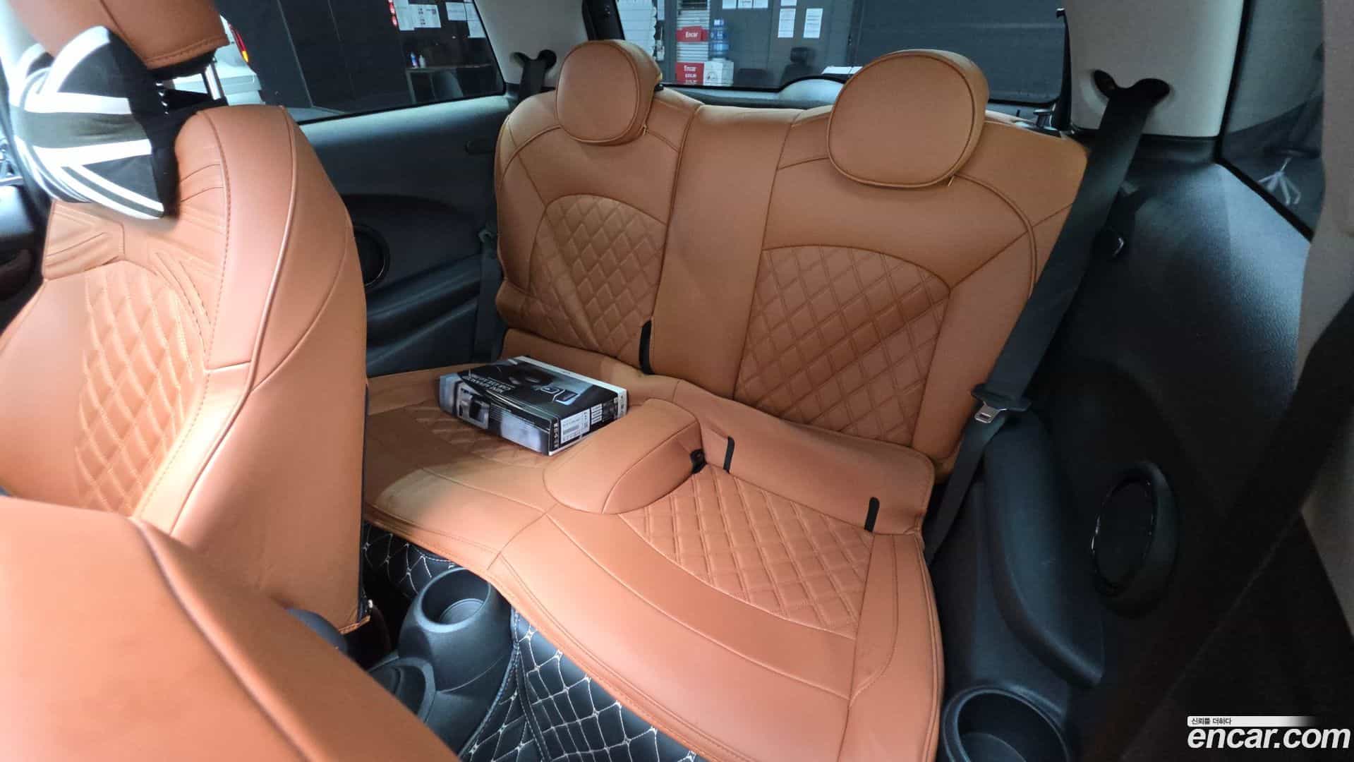 Cooper Mini 2023.5-OPTION-016