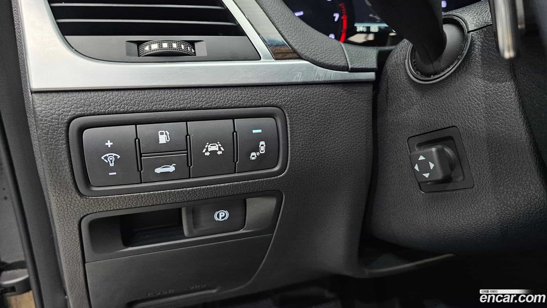 G80 Genesis 2018.4-OPTION-020