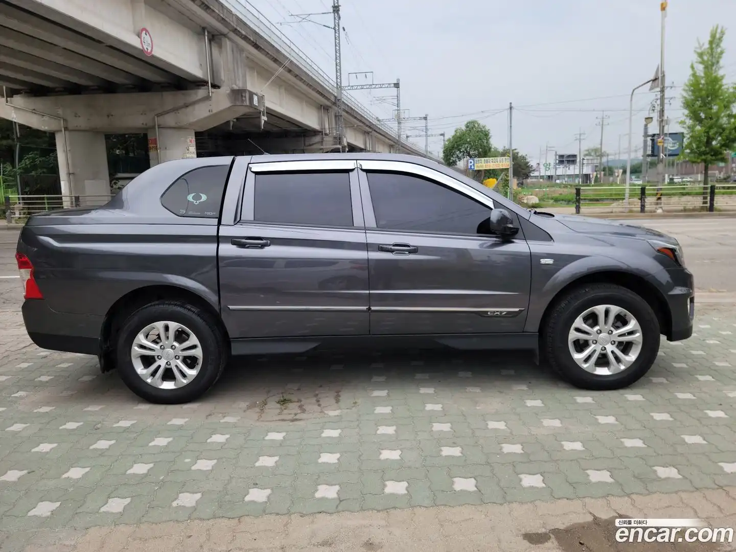 KORANDO KG Mobility 2017.9-OPTION-015