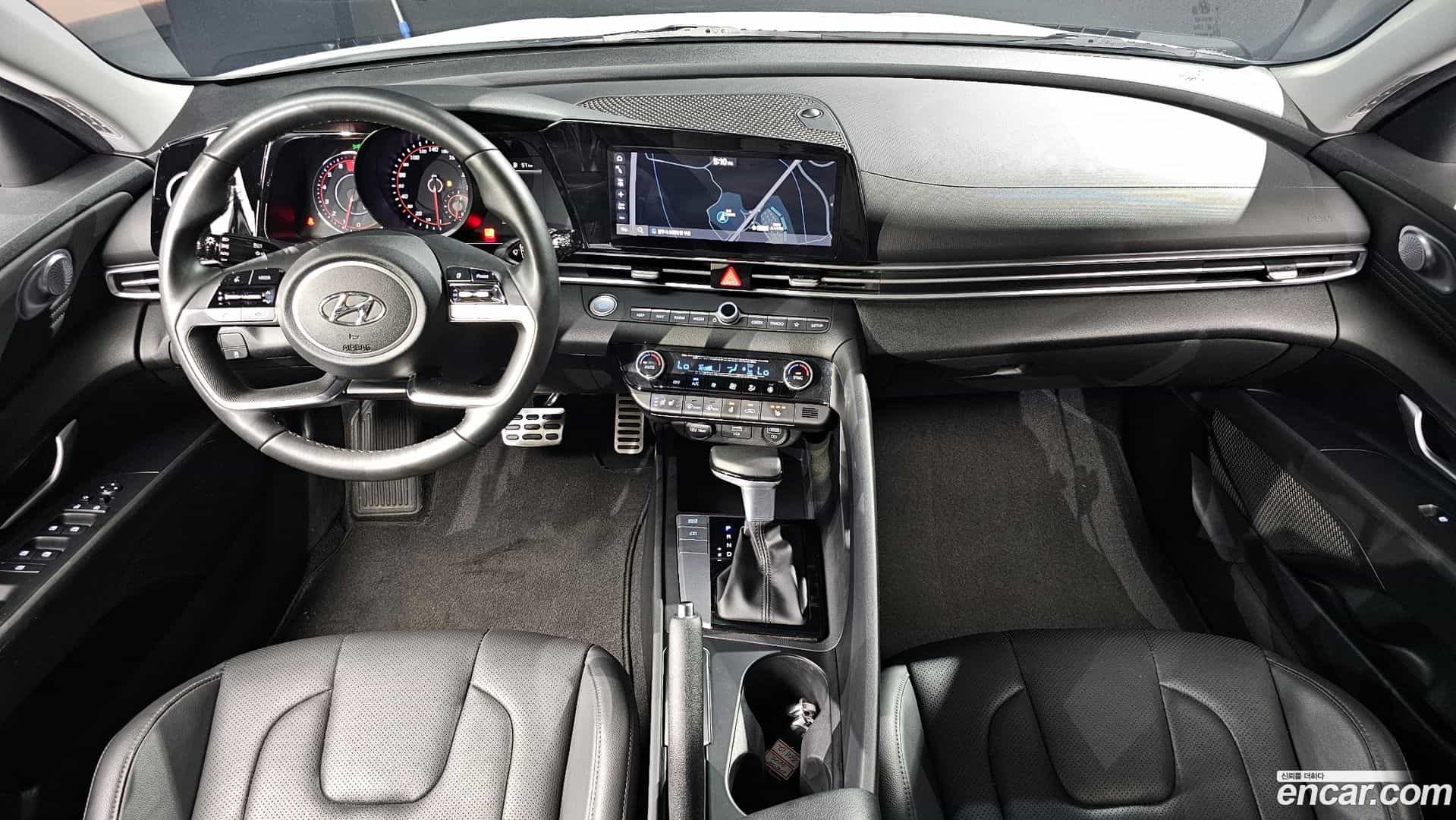 AVANTE Hyundai 2020.4-INNER-007