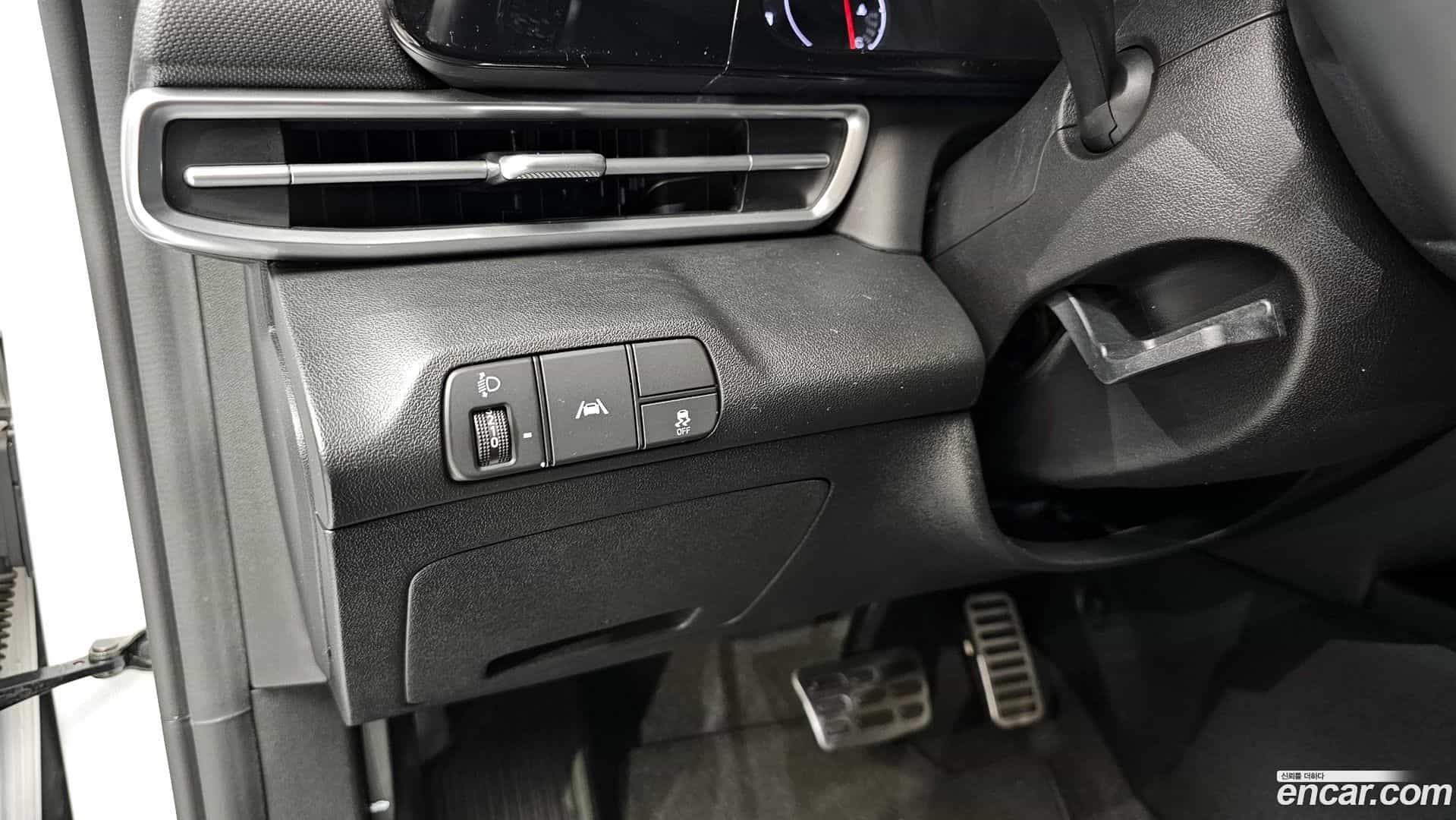 AVANTE Hyundai 2020.4-OPTION-022