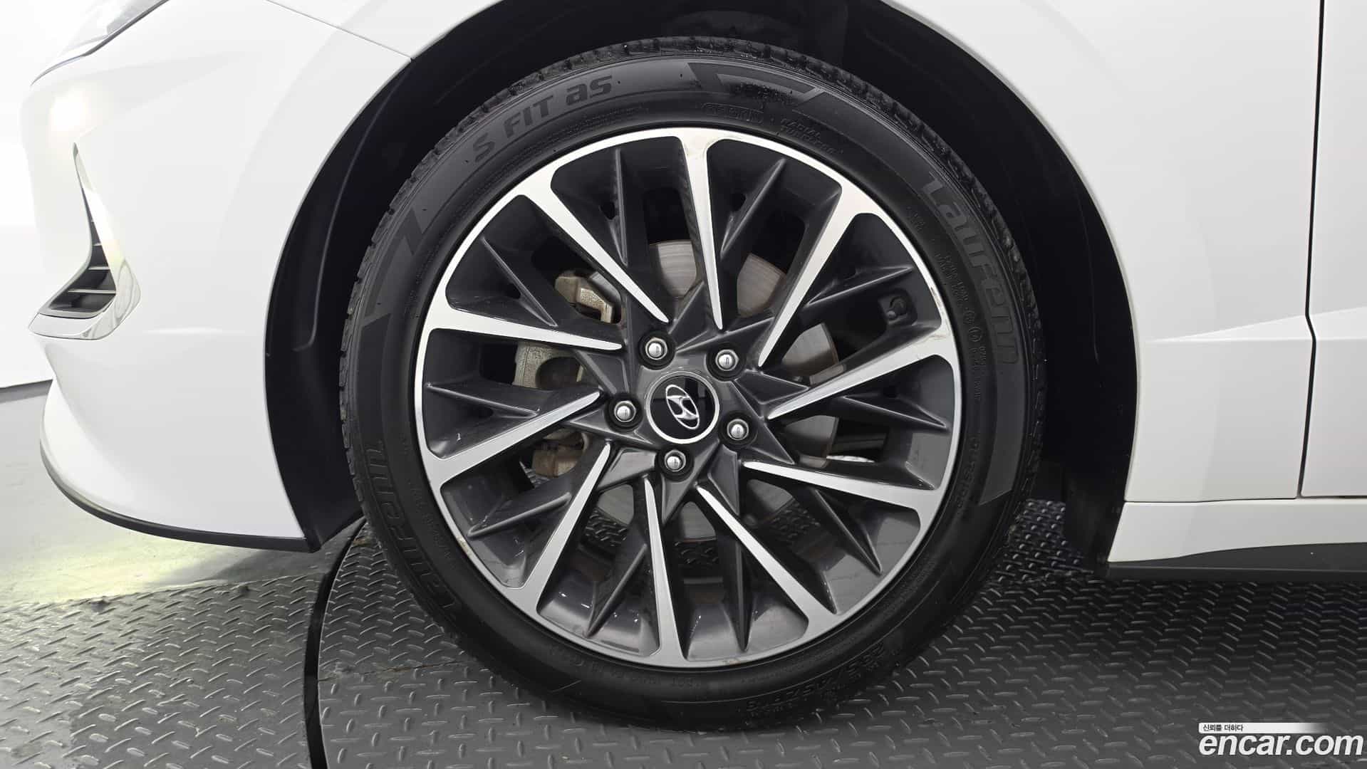 Sonata Hyundai 2019.5-OUTER-005