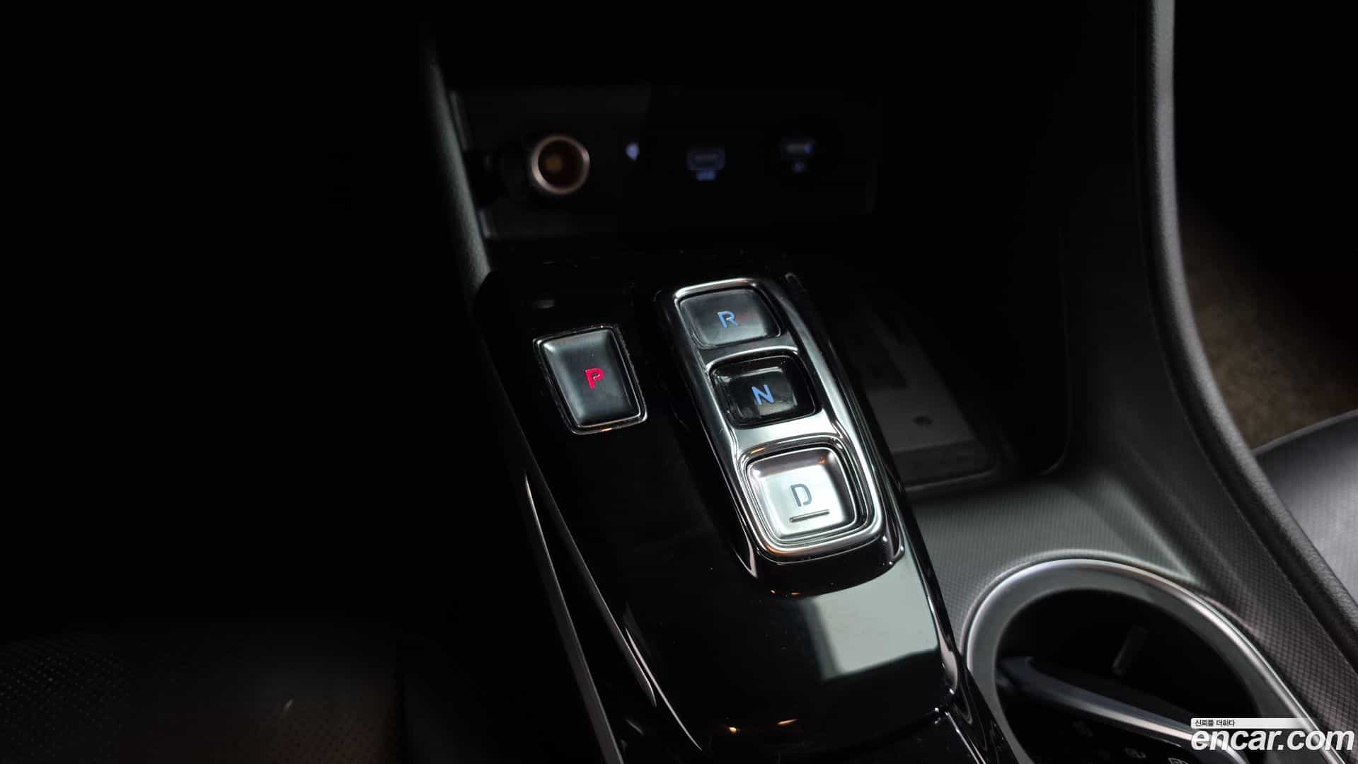 Sonata Hyundai 2019.5-INNER-009