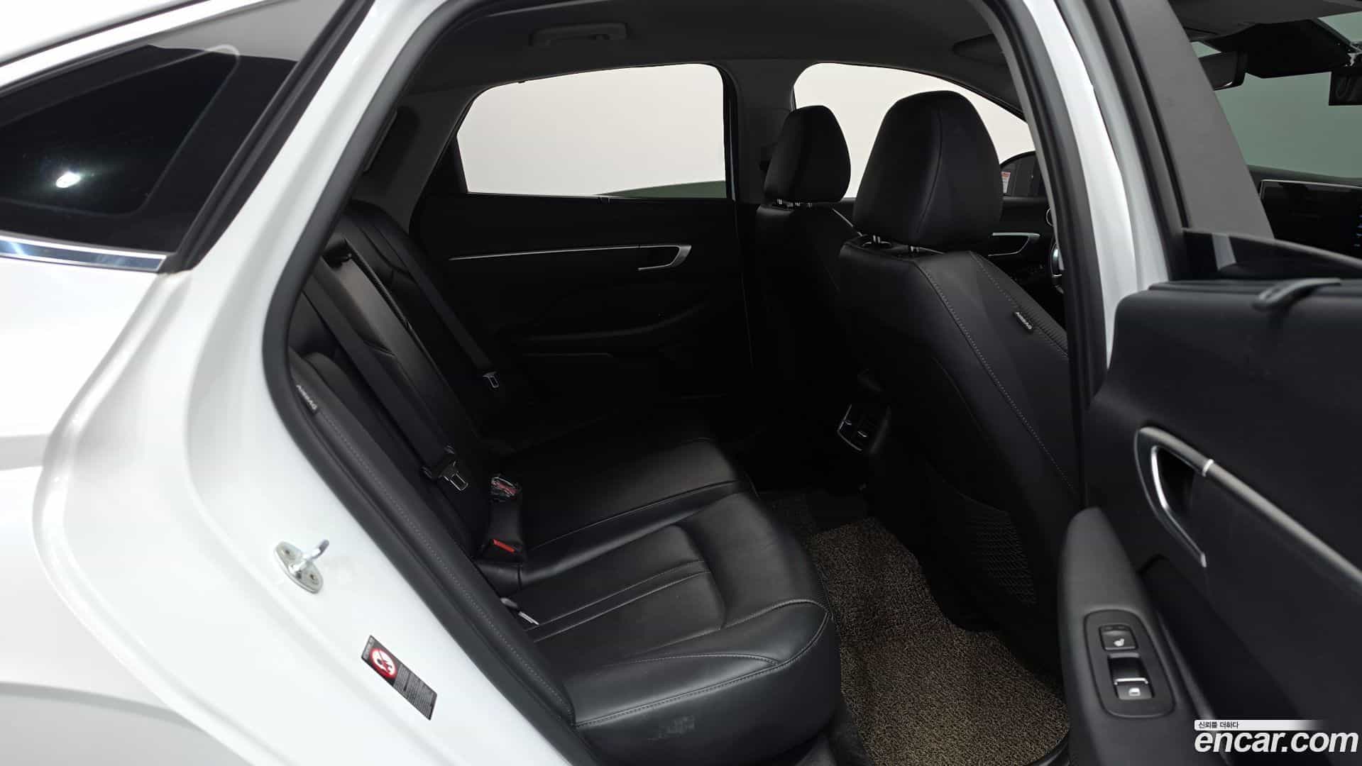 Sonata Hyundai 2019.5-OPTION-015
