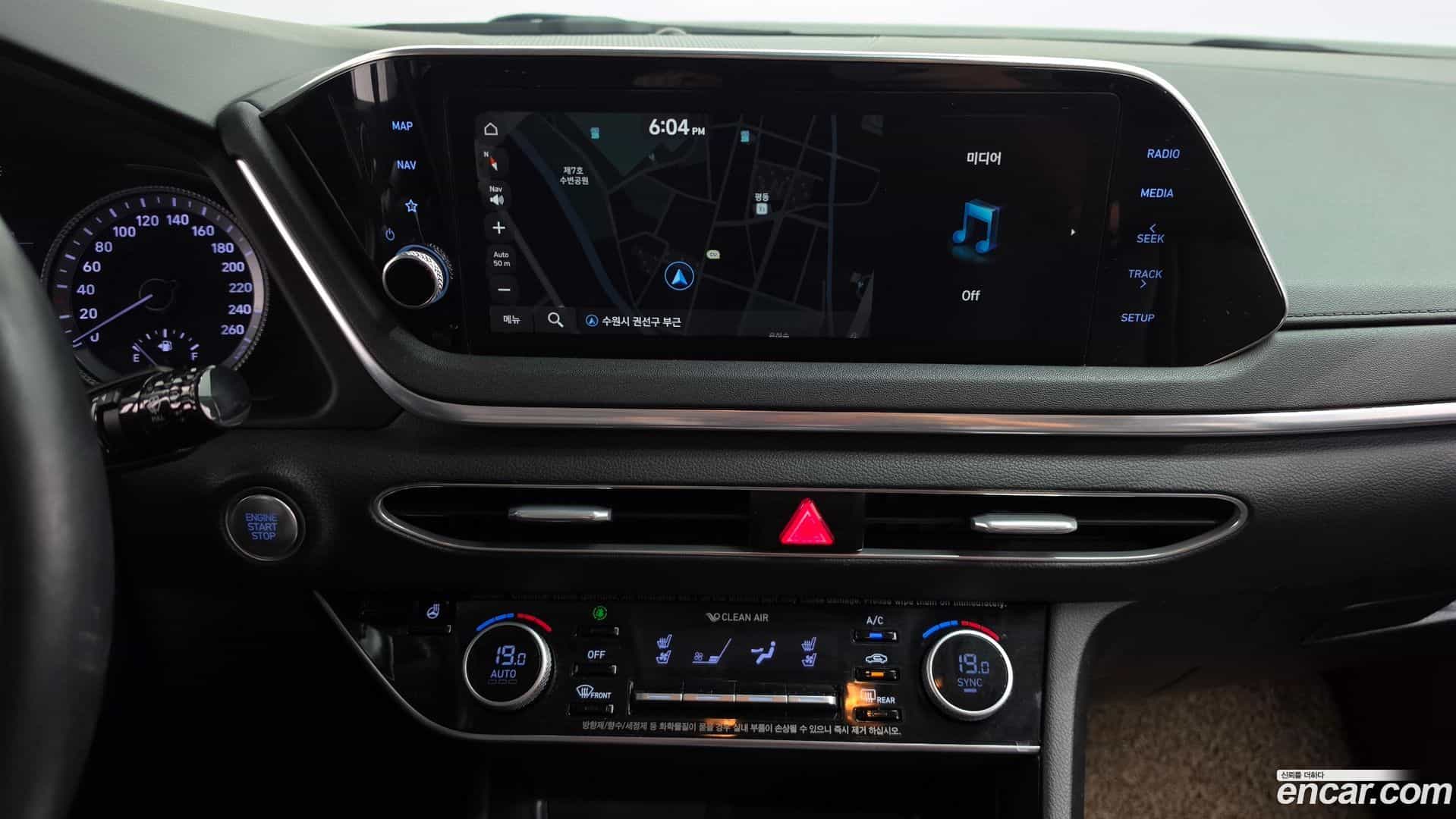 Sonata Hyundai 2019.5-OPTION-017