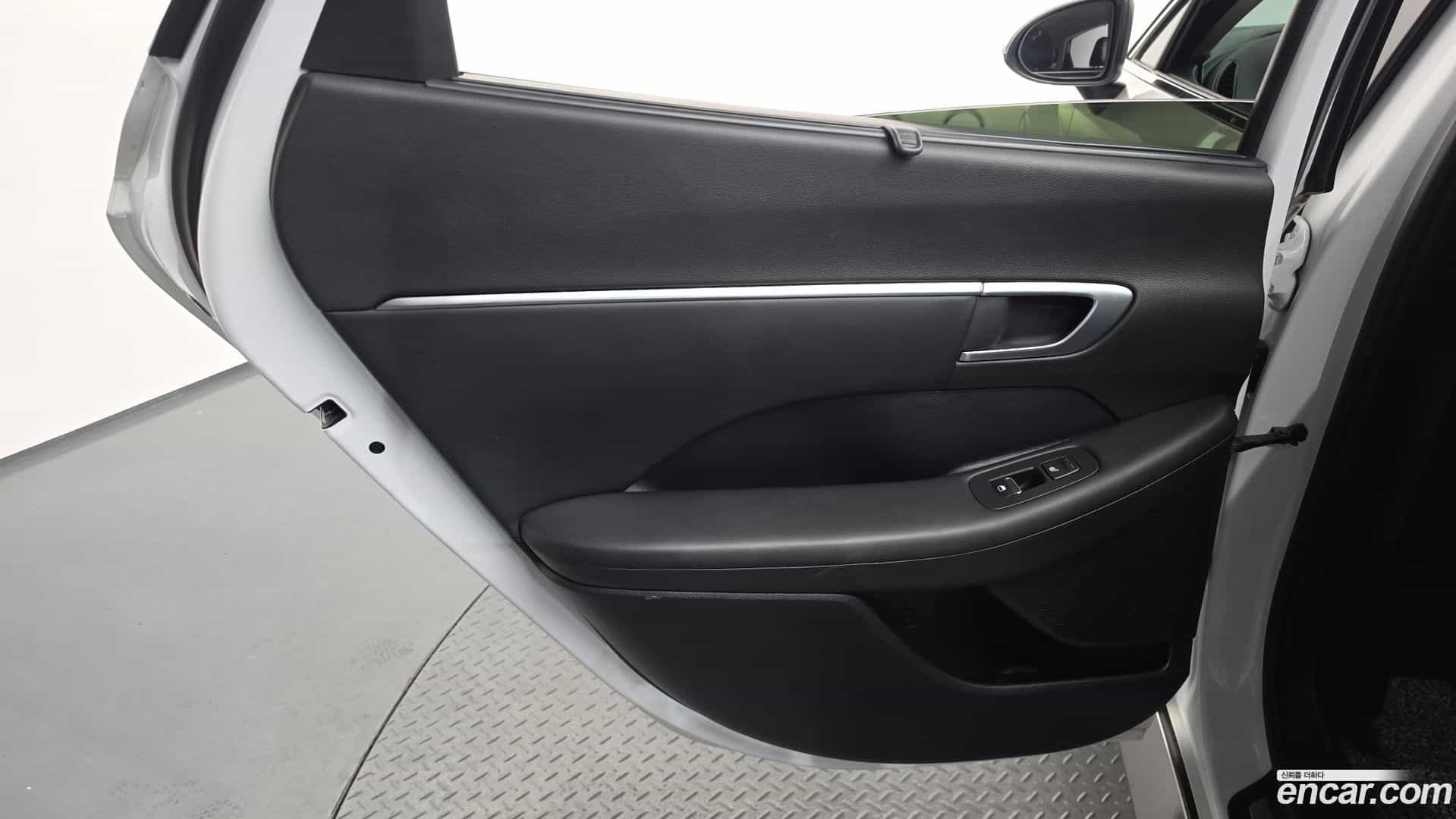Sonata Hyundai 2019.5-INNER-035