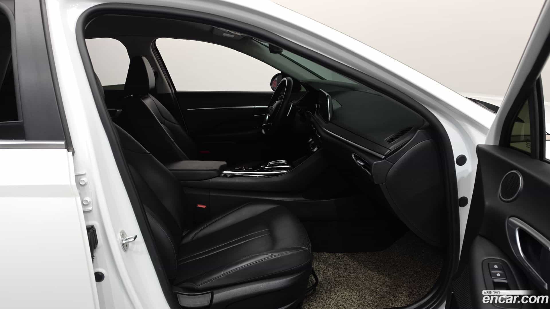 Sonata Hyundai 2019.5-INNER-036