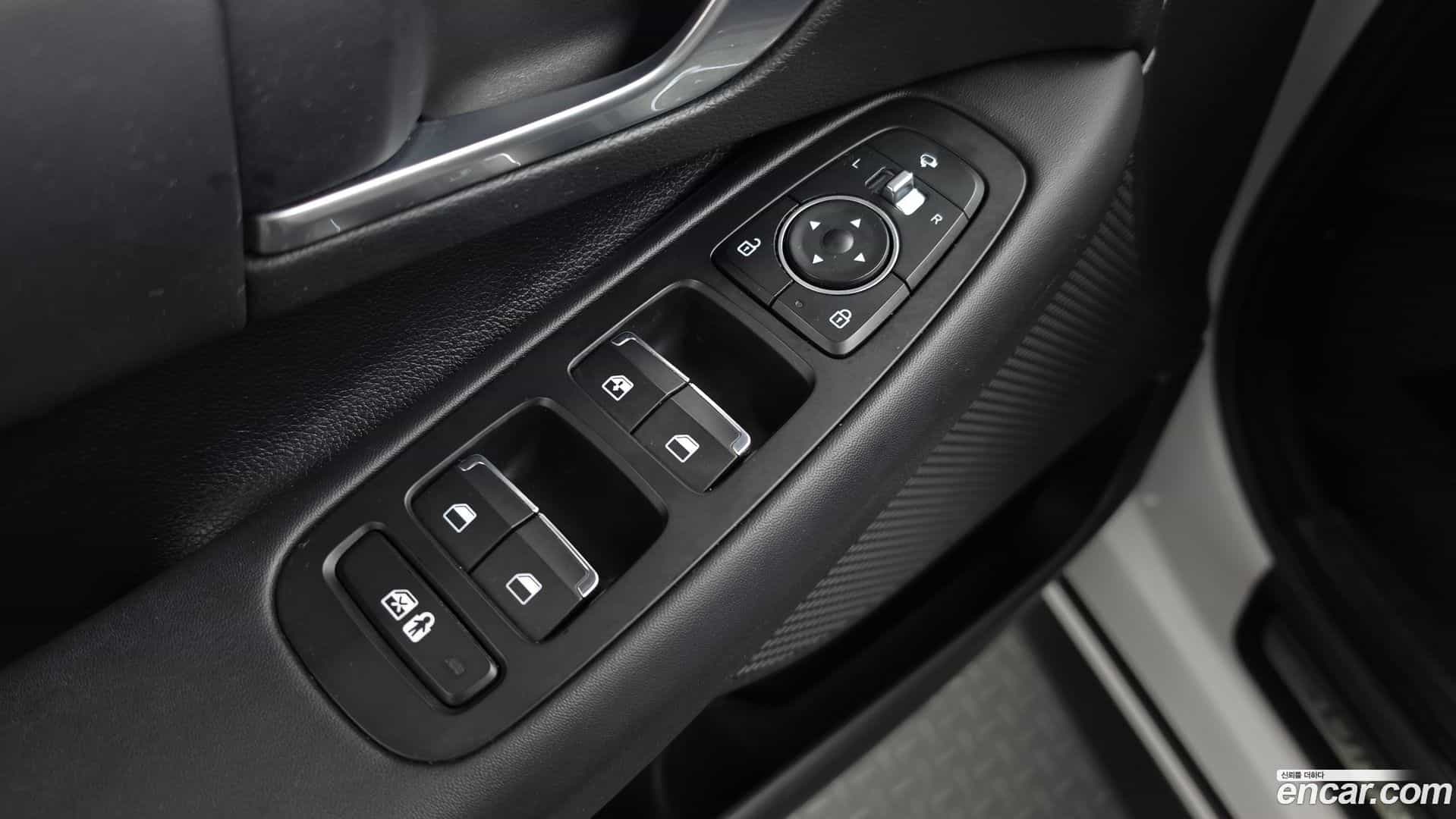 Sonata Hyundai 2019.5-OPTION-040