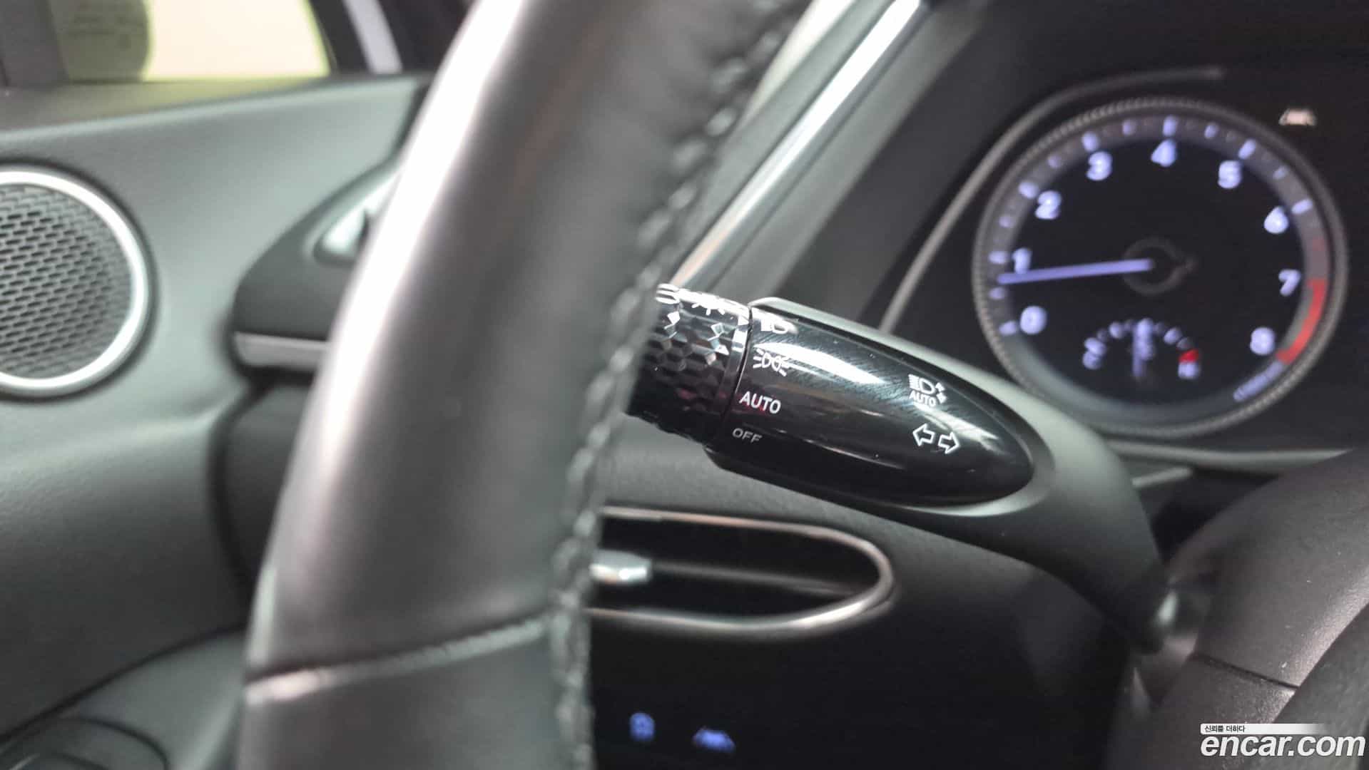 Sonata Hyundai 2019.5-OPTION-042
