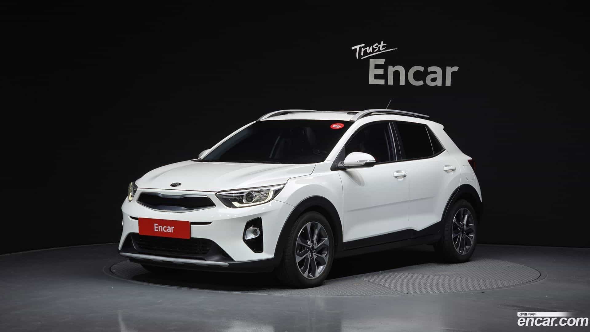 Stonic Kia 2017.8-OUTER-001