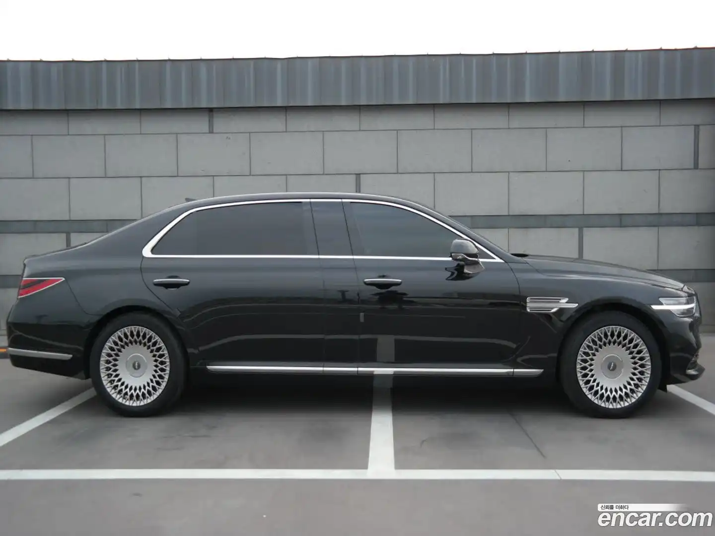 G90 Genesis 2021.5-OUTER-005