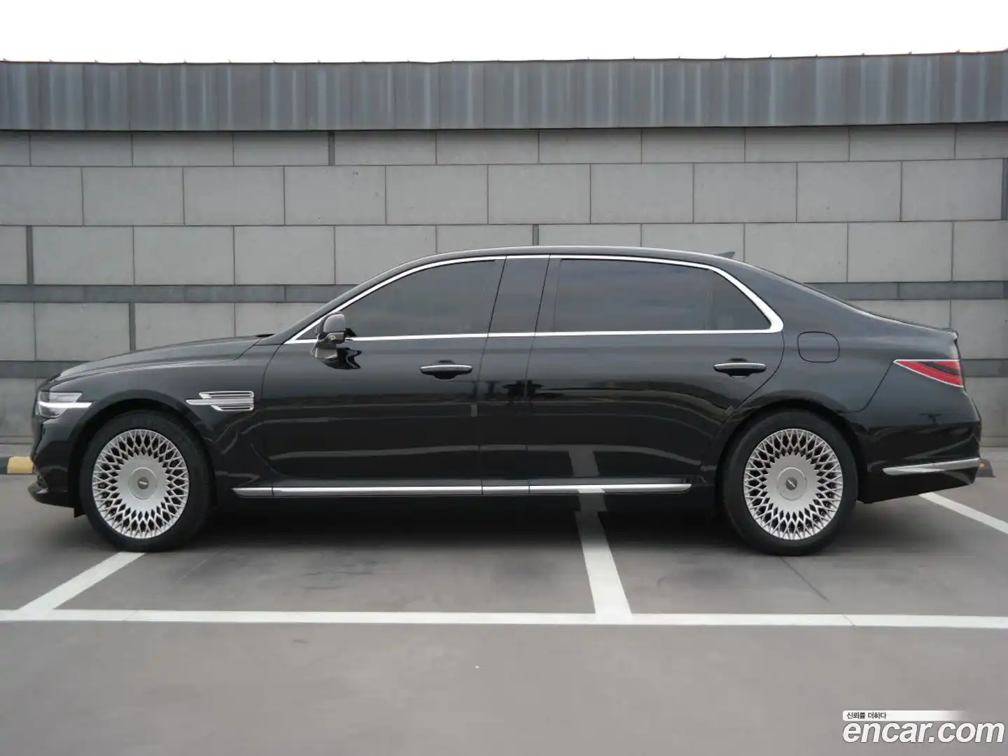 G90 Genesis 2021.5-OUTER-006