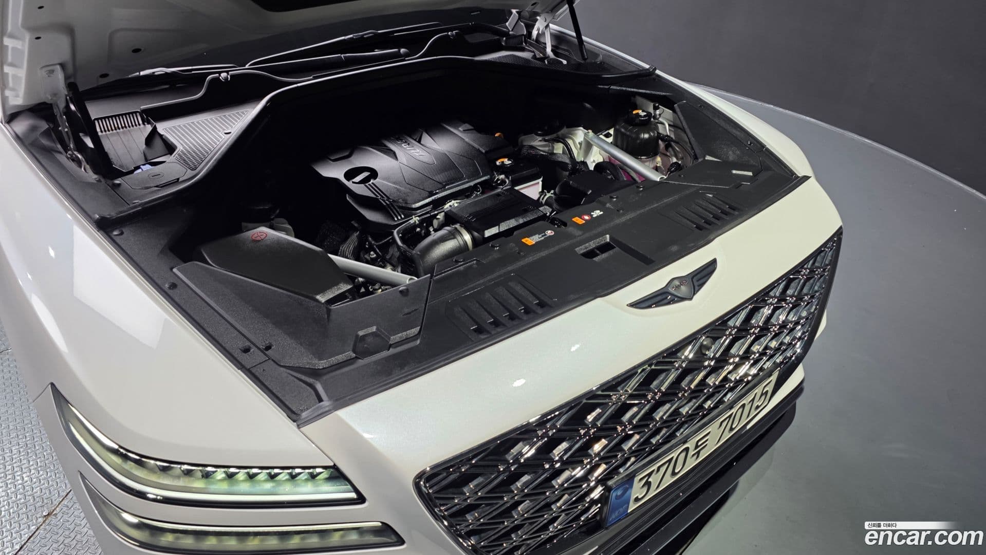 Main__Slider__Photo:GV80 Genesis 2025.0-5