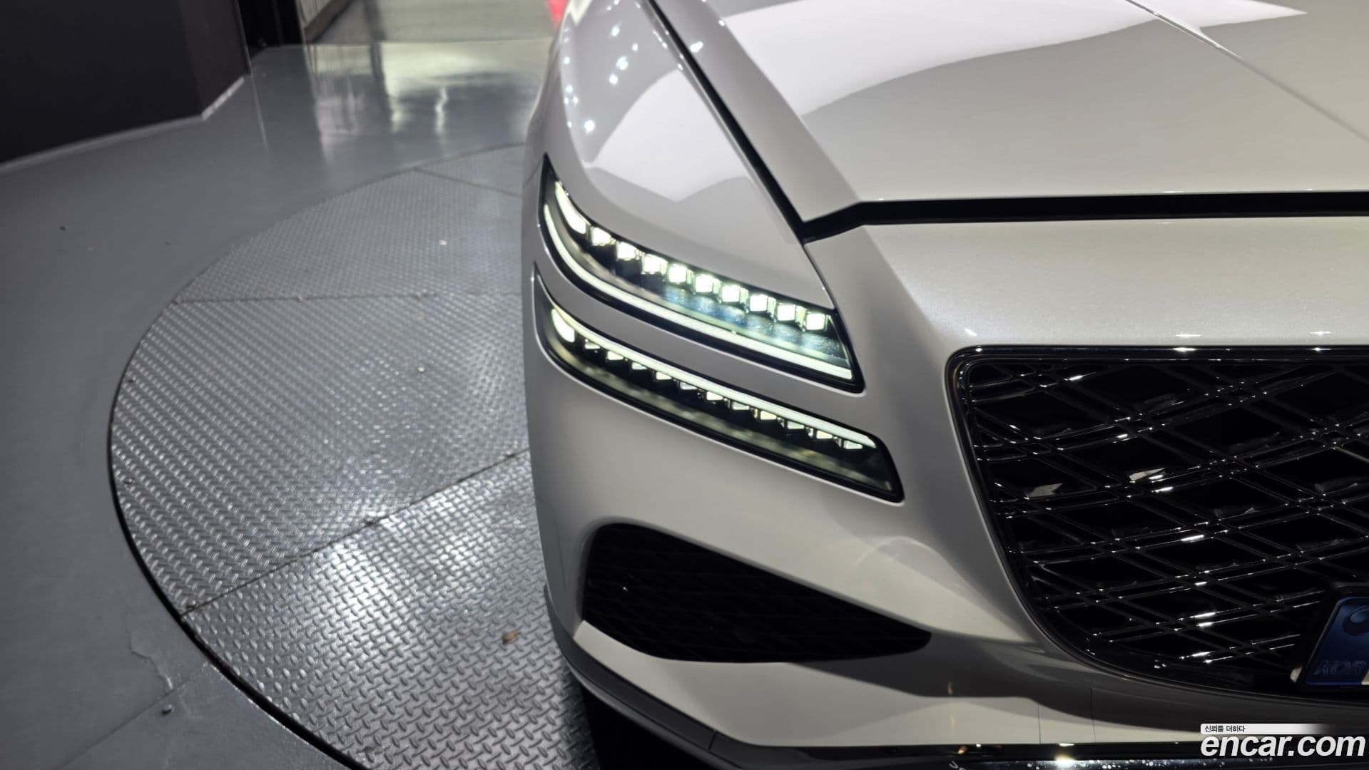 Main__Slider__Photo:GV80 Genesis 2025.0-21