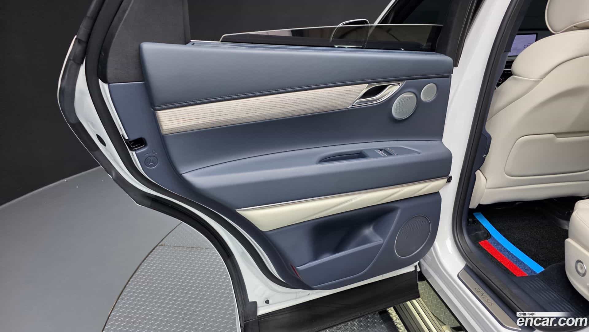 GV80 Genesis 2025.0-INNER-035