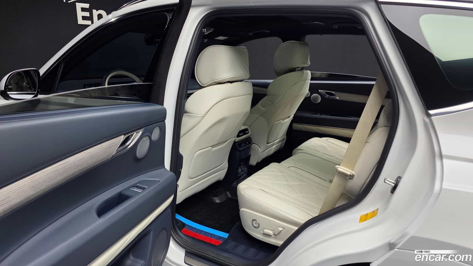 GV80 Genesis 2025.0-INNER-036