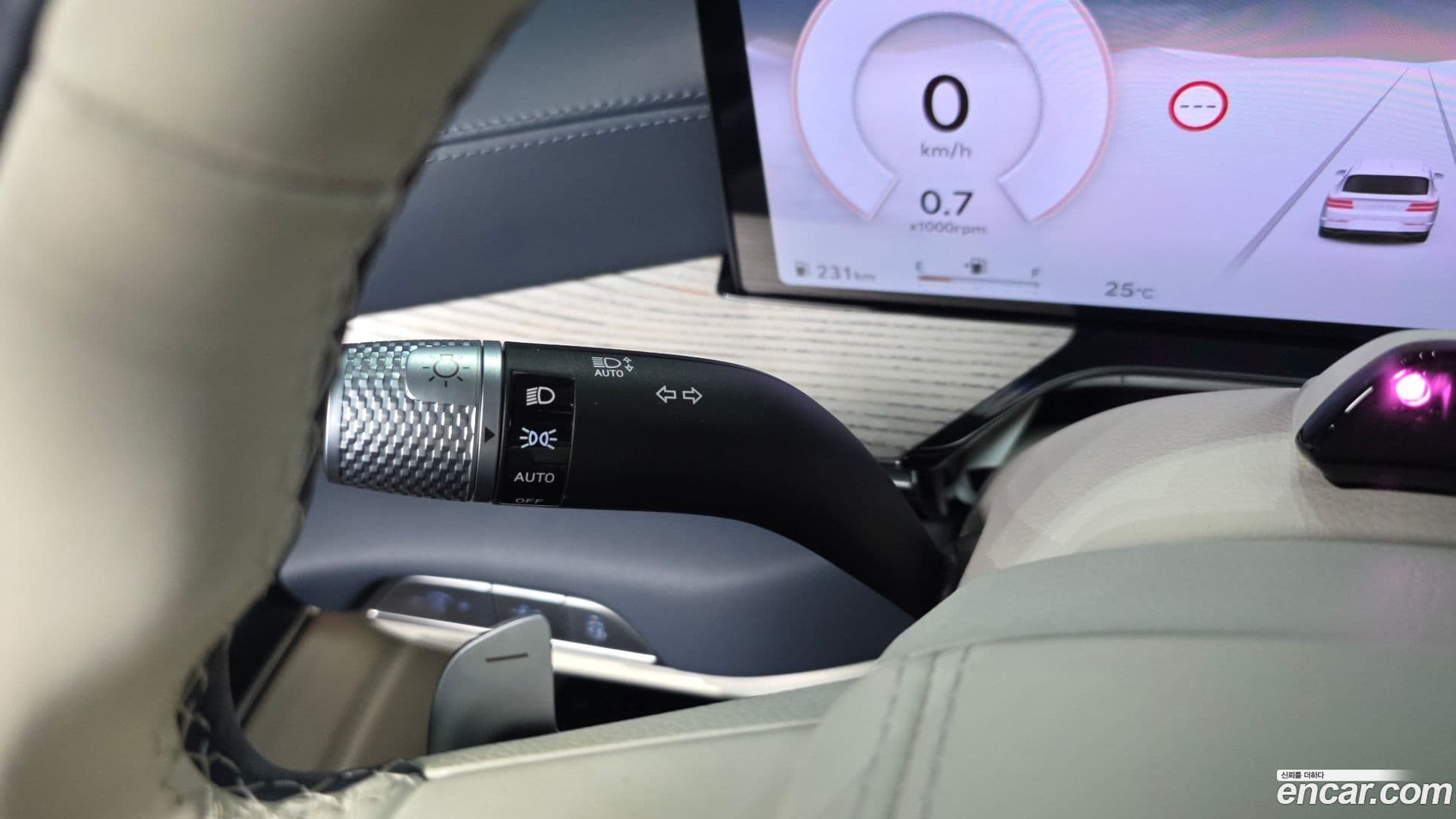 Main__Slider__Photo:GV80 Genesis 2025.0-36