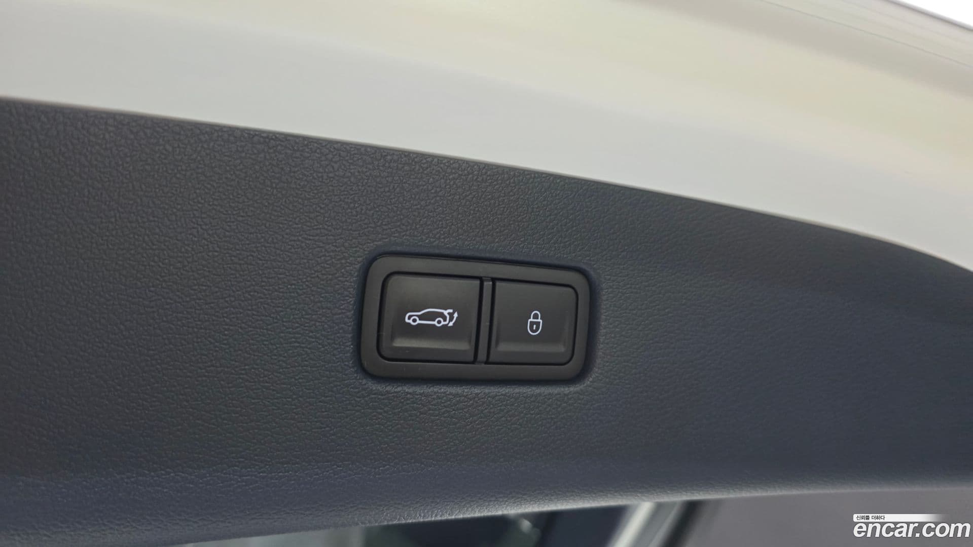 Main__Slider__Photo:GV80 Genesis 2025.0-39