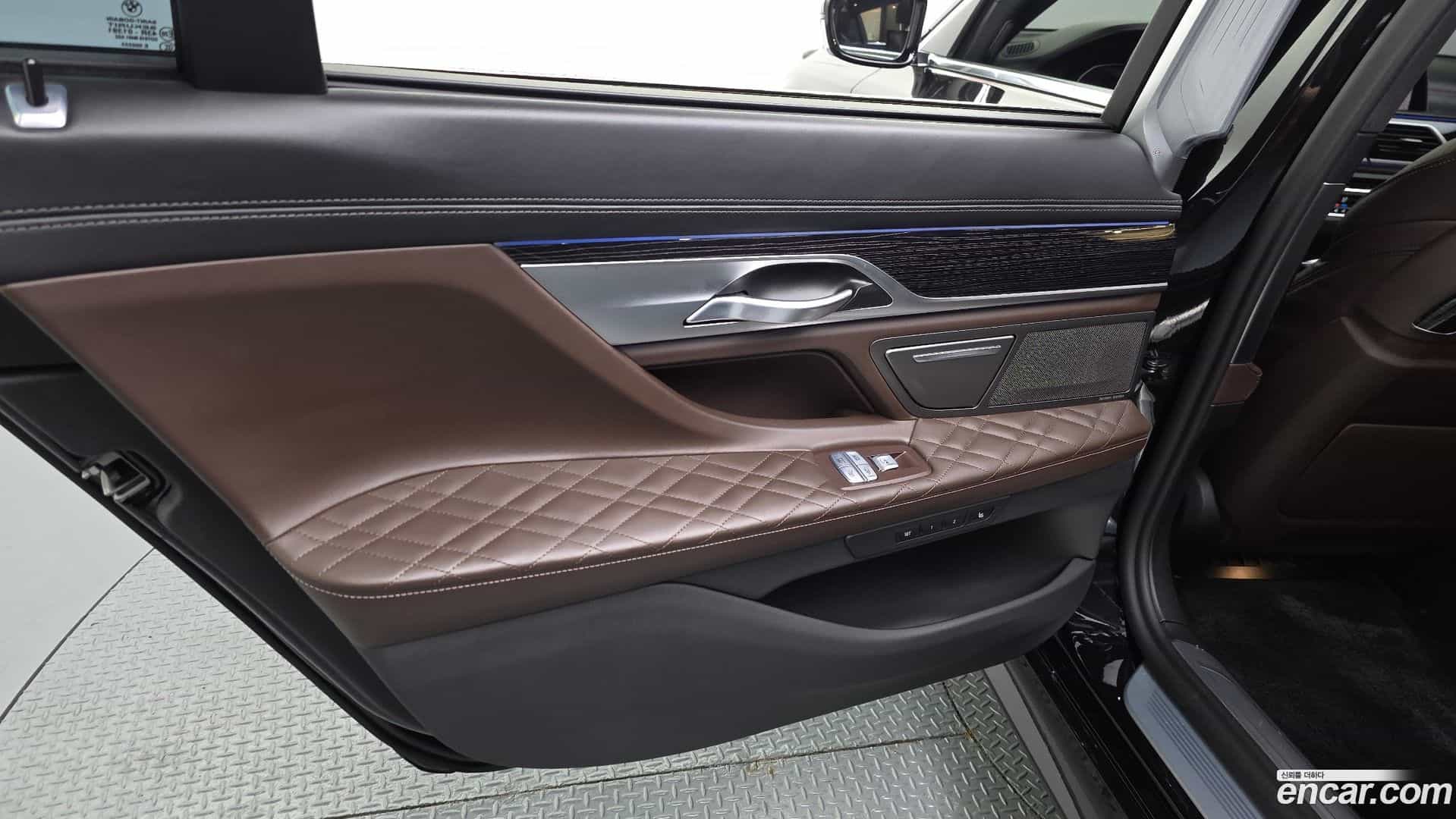 7-Series BMW 2021.9-INNER-035