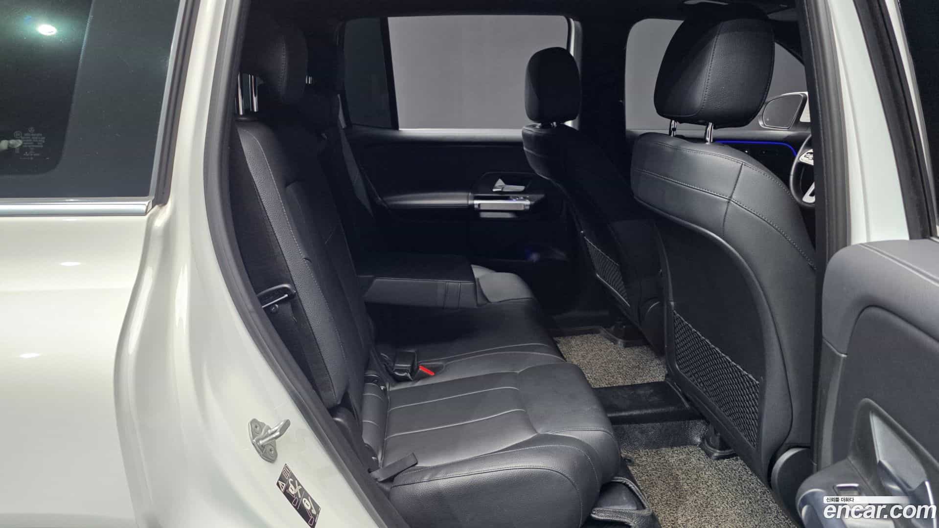 GLB-Class Mercedes-Benz 2021.5-OPTION-016