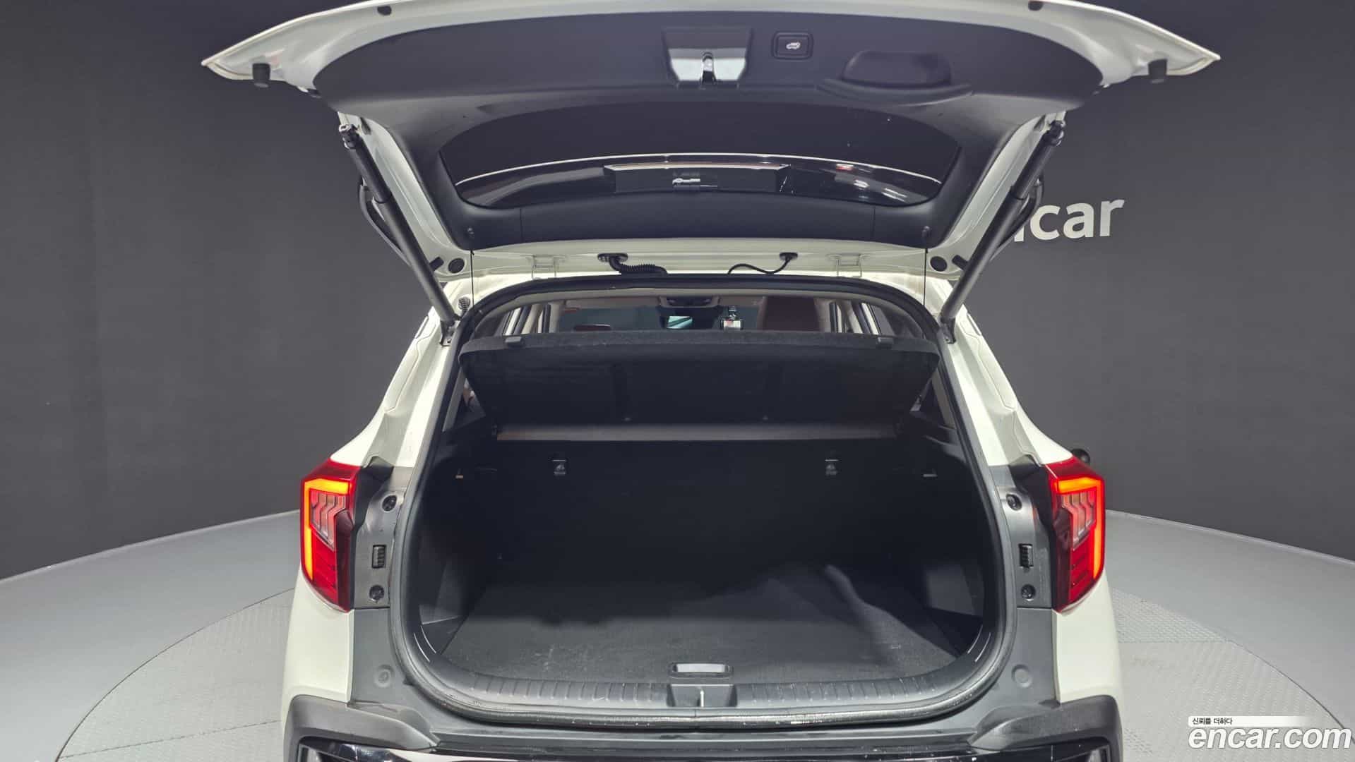 Seltos Kia 2023.5-OPTION-024