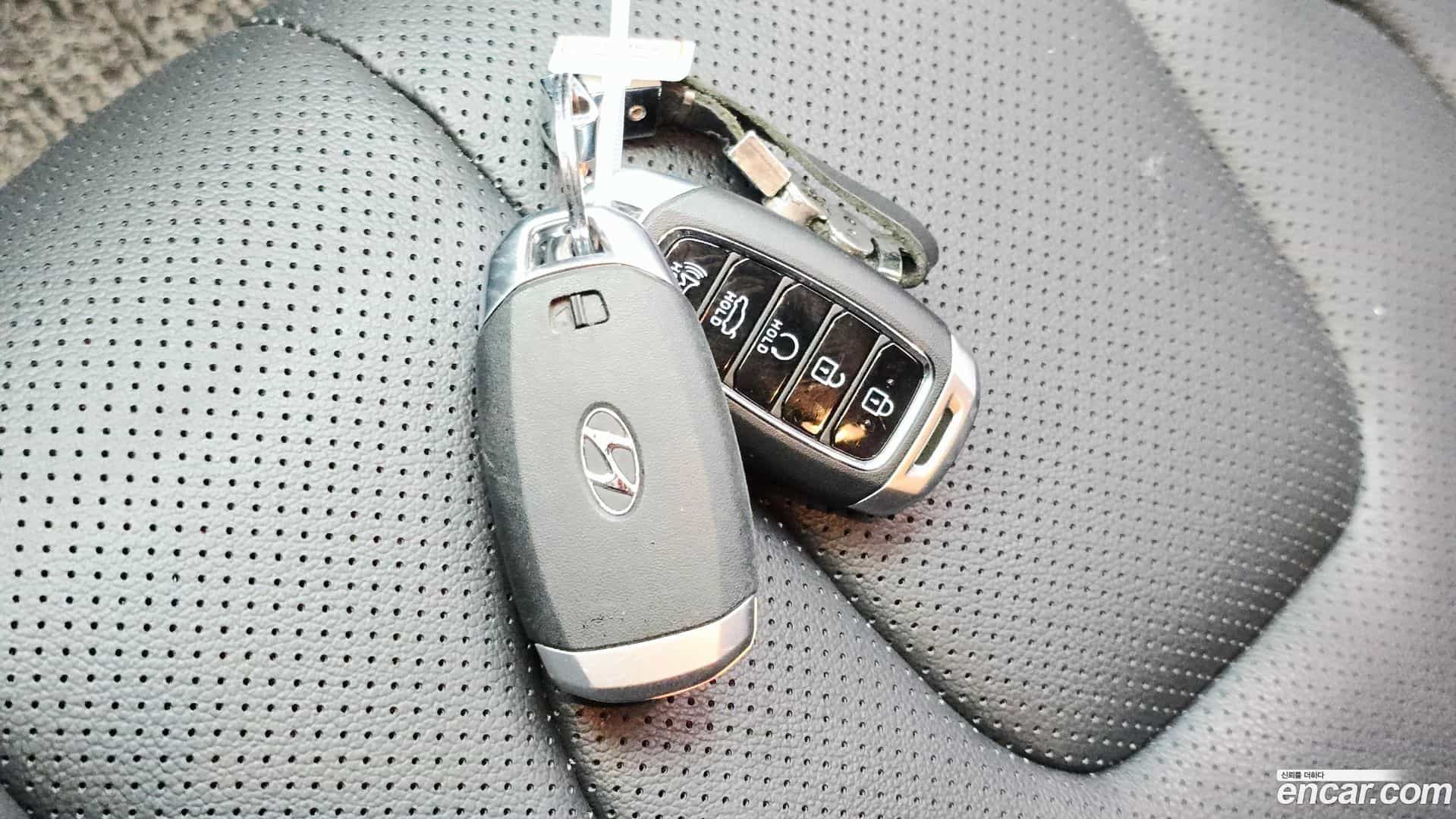 AVANTE Hyundai 2022.3-OPTION-041