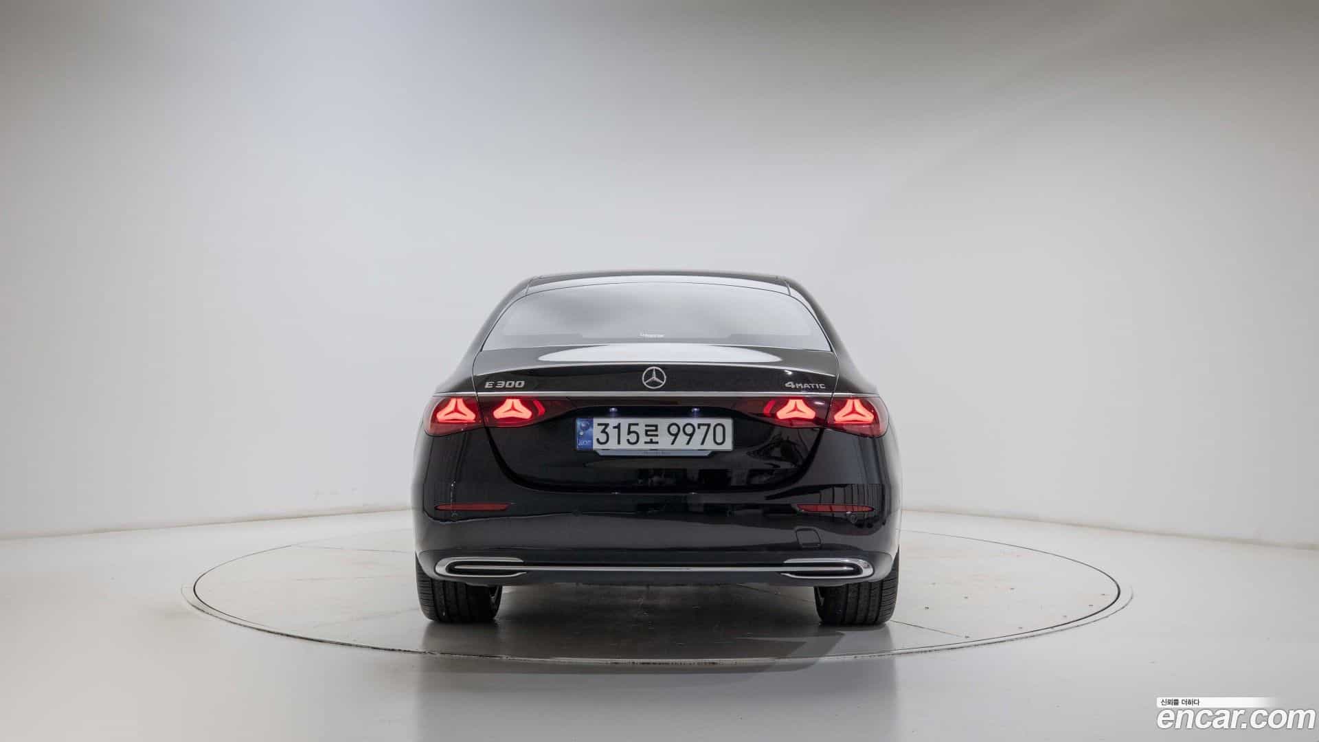 E-Class Mercedes-Benz 2024.4-OUTER-004