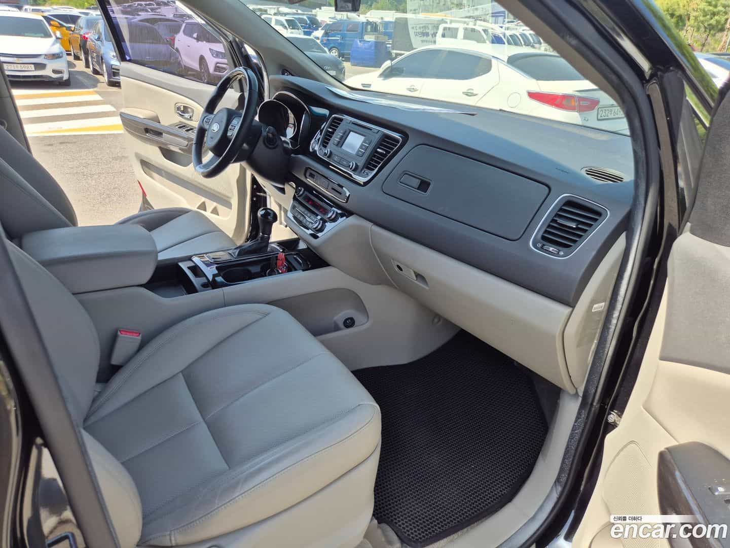 Canival Kia 2015.6-OPTION-015