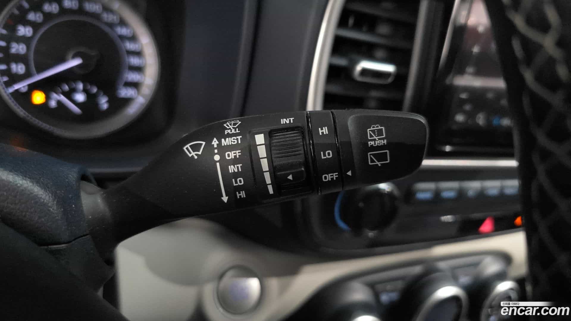 Venue Hyundai 2021.7-OPTION-023