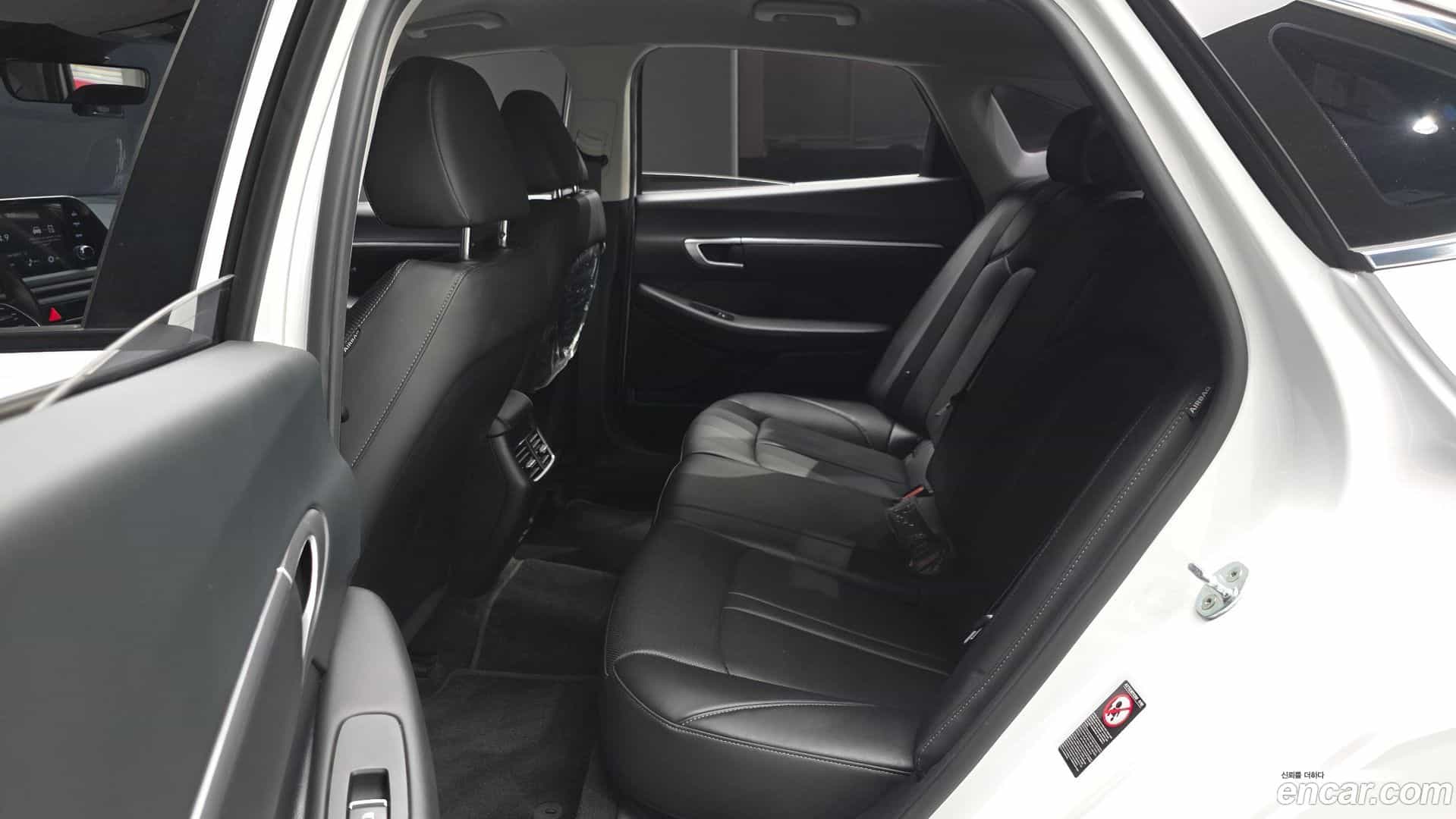 Sonata Hyundai 2022.2-OPTION-015
