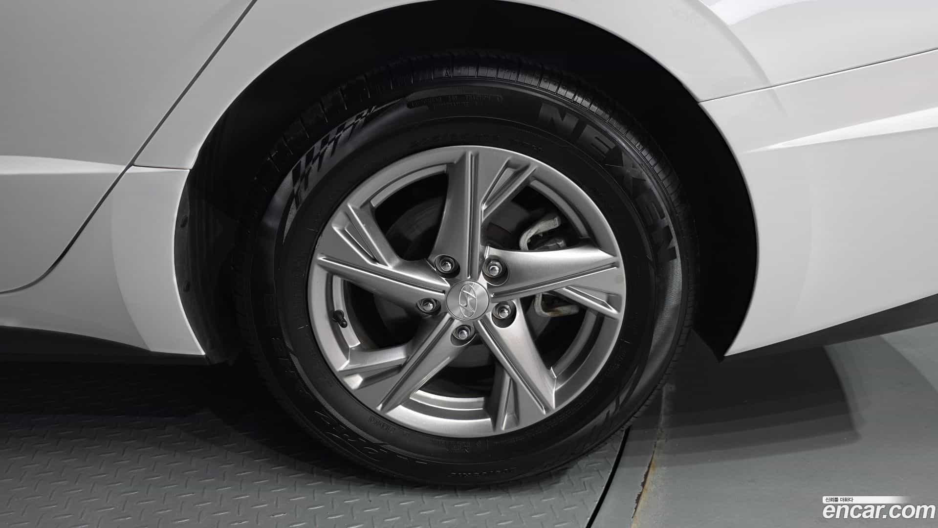 Sonata Hyundai 2022.2-OUTER-031