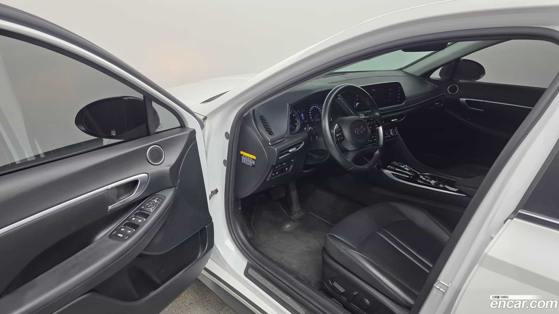 Sonata Hyundai 2020.6-INNER-010