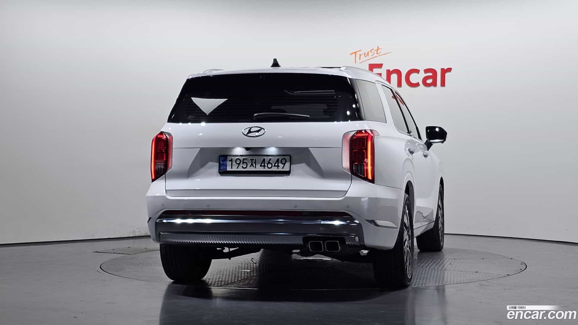 Palisade Hyundai 2023.0-OUTER-004