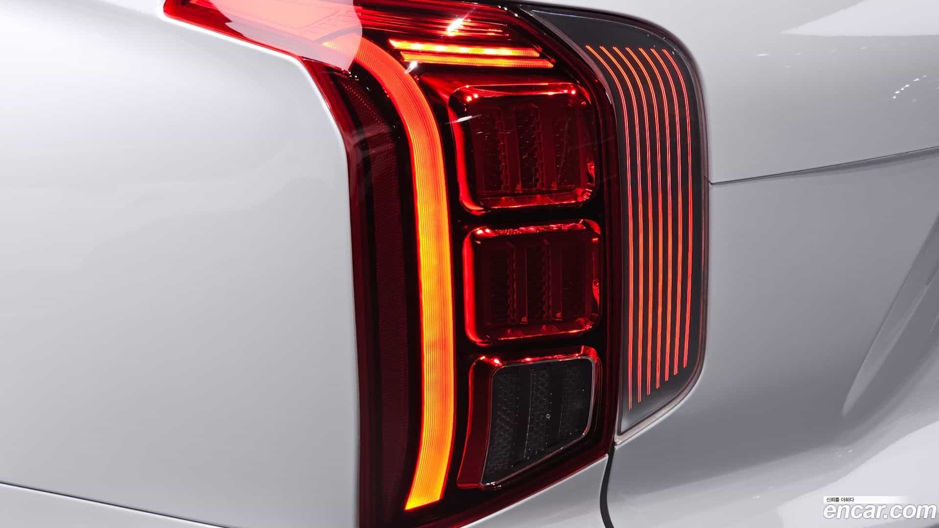 Palisade Hyundai 2023.0-OUTER-033