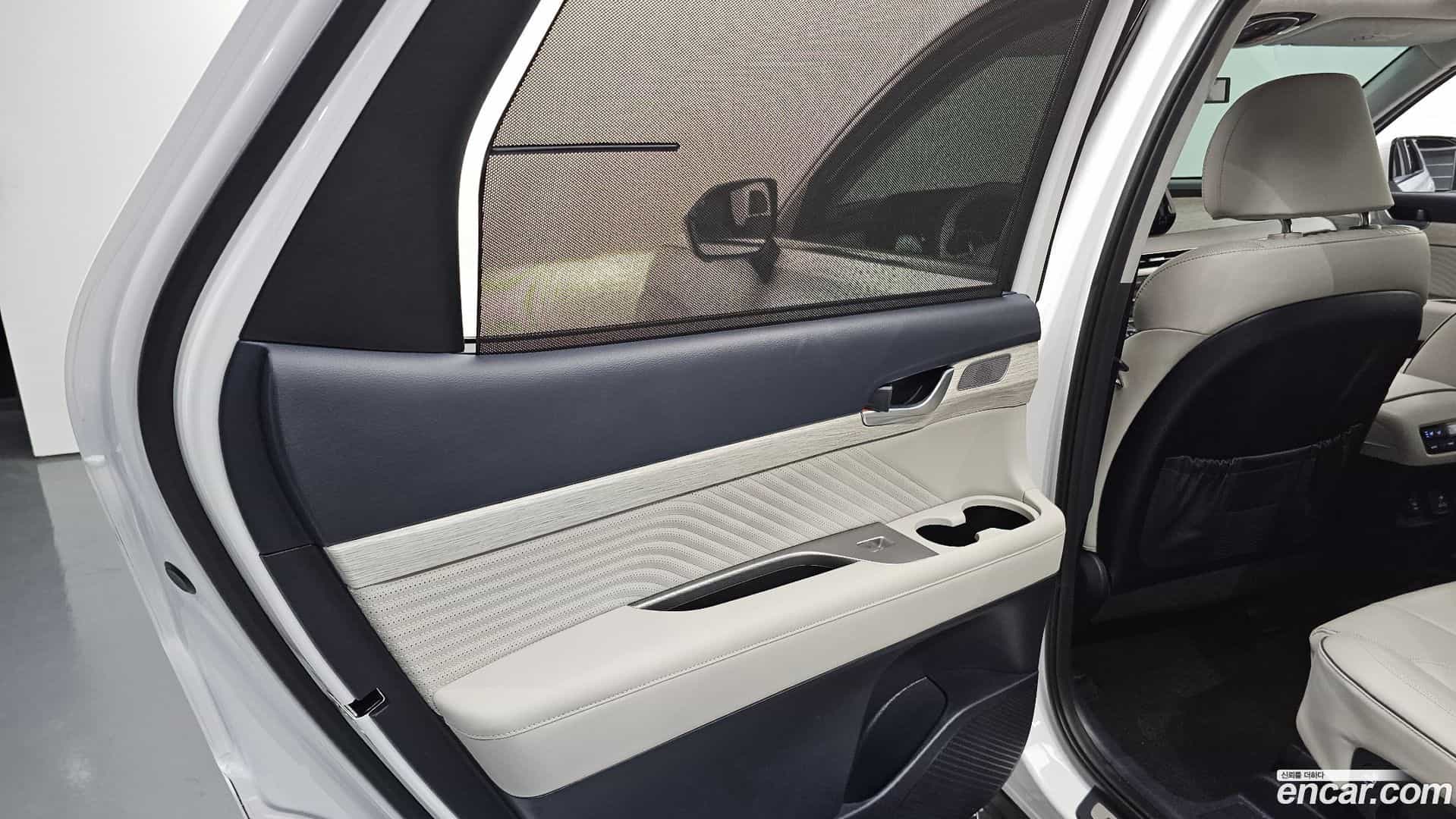 Palisade Hyundai 2023.0-INNER-035