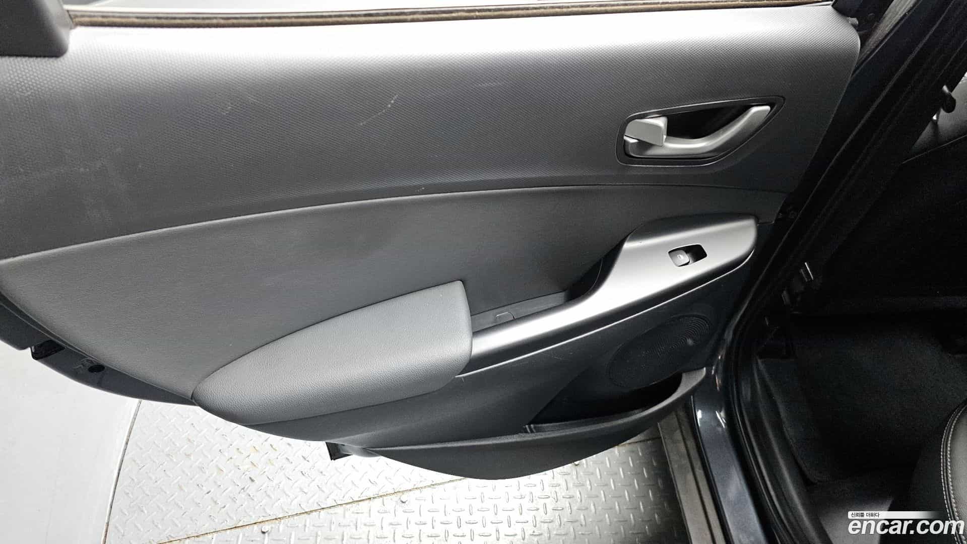 Kona Hyundai 2018.7-INNER-035