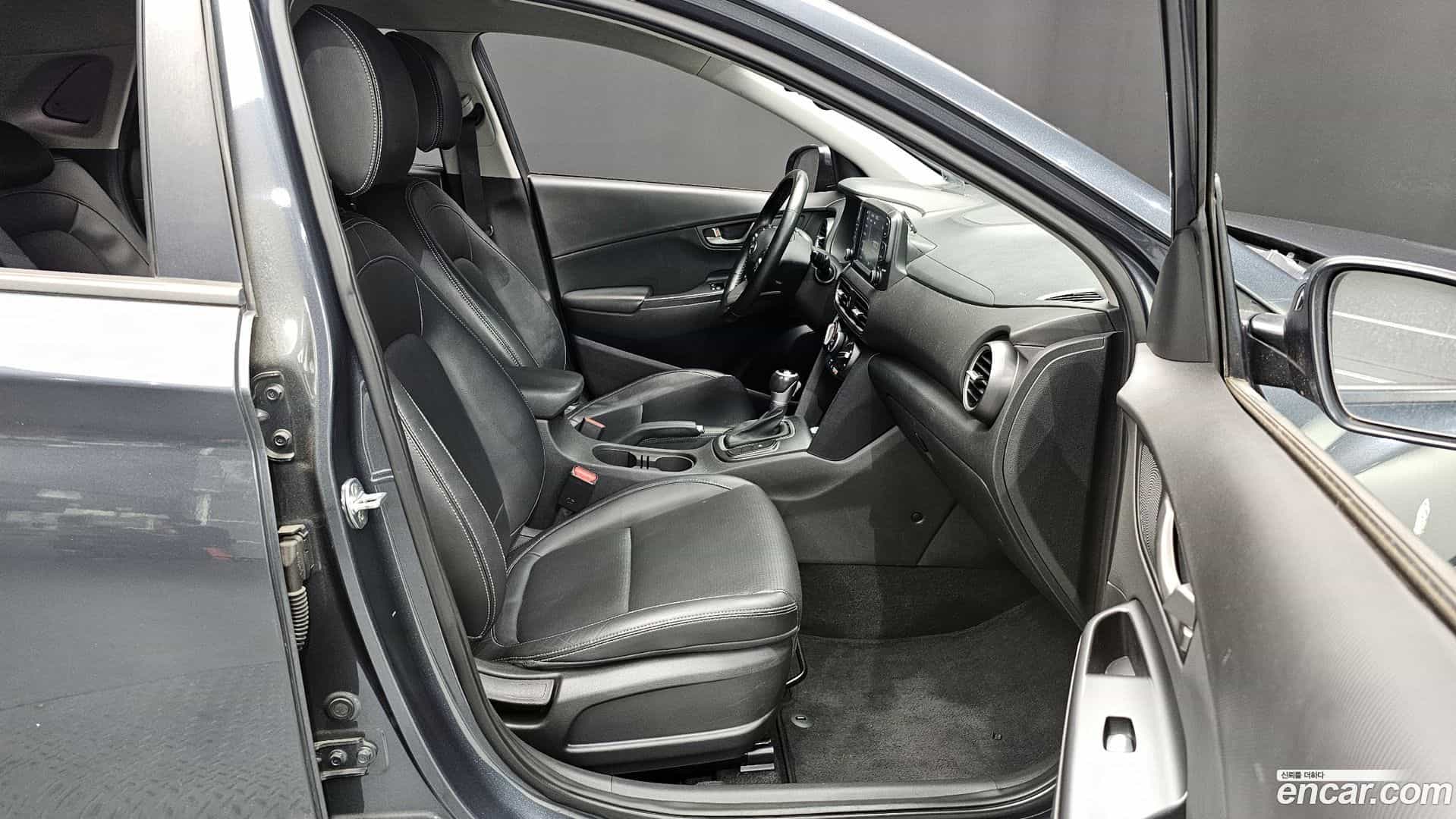 Kona Hyundai 2018.7-INNER-036