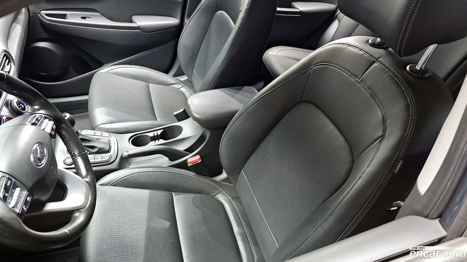 Kona Hyundai 2018.7-OPTION-040