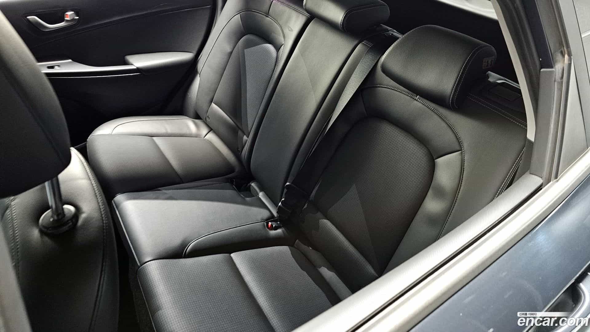 Kona Hyundai 2018.7-OPTION-041