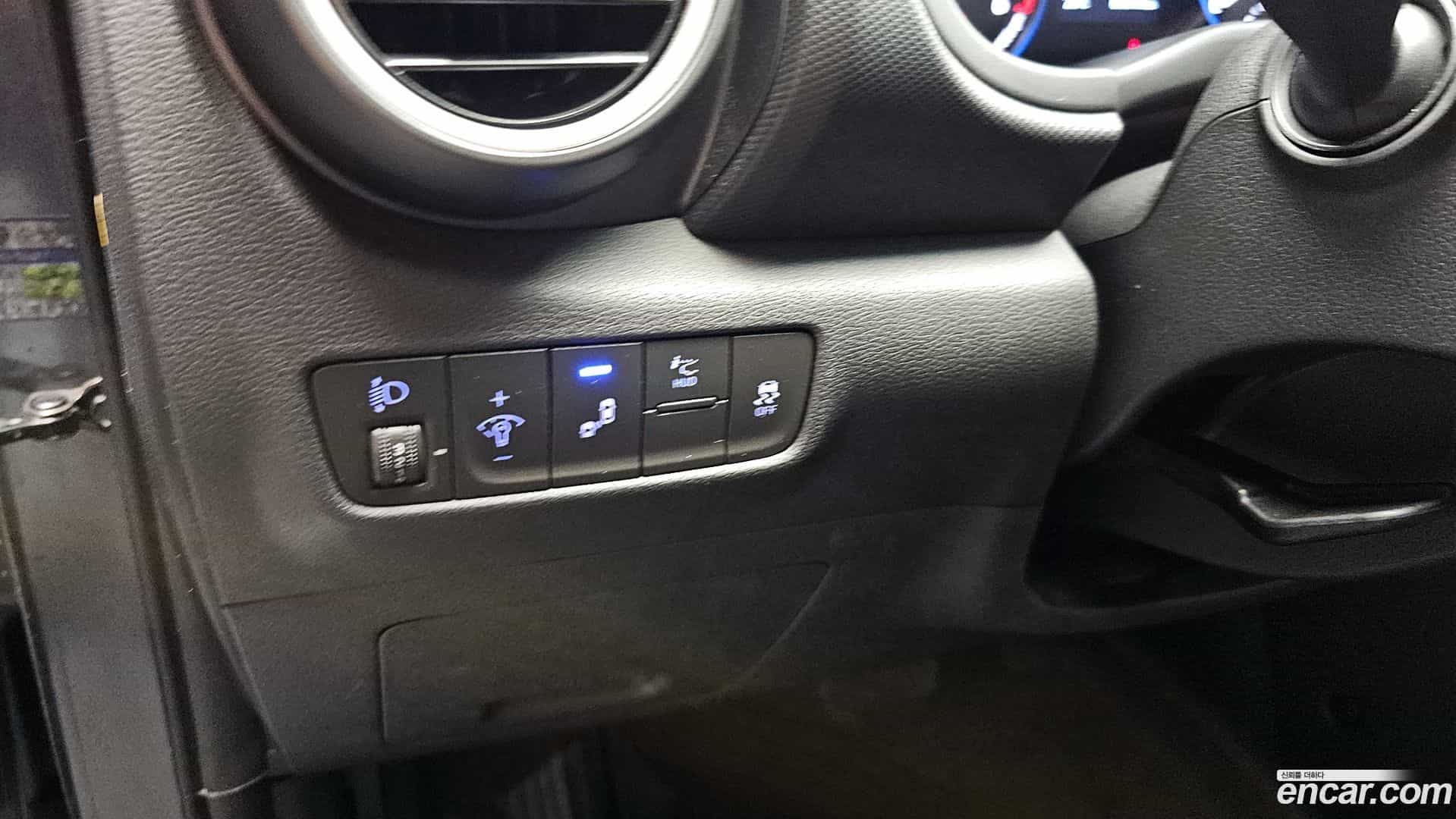 Kona Hyundai 2018.7-OPTION-043