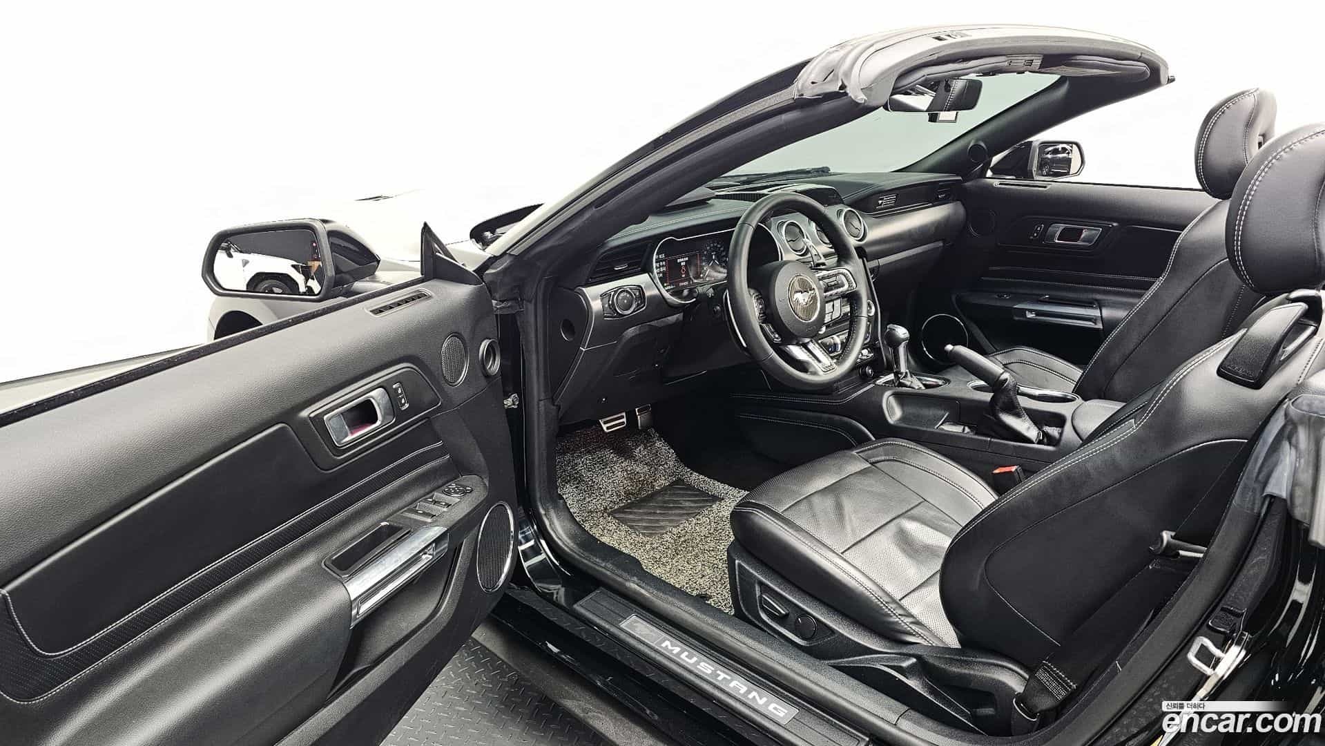 Mustang Ford 2020.8-INNER-010