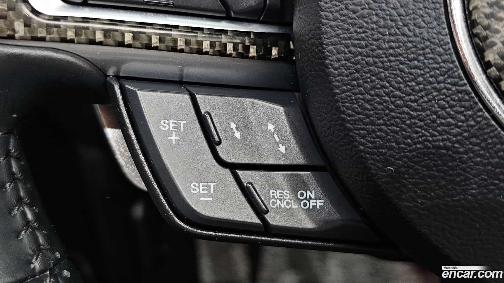 Mustang Ford 2020.8-OPTION-018