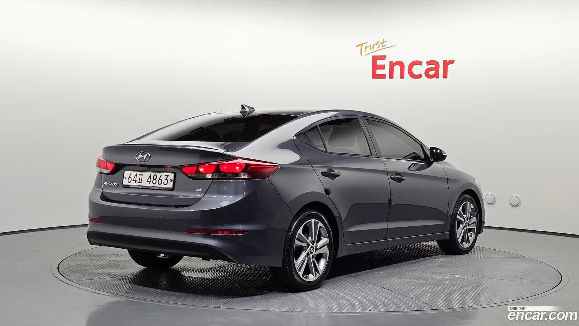 AVANTE Hyundai 2018.5-OUTER-002