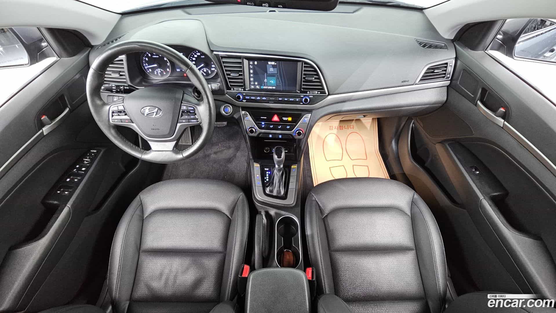 AVANTE Hyundai 2018.5-INNER-007