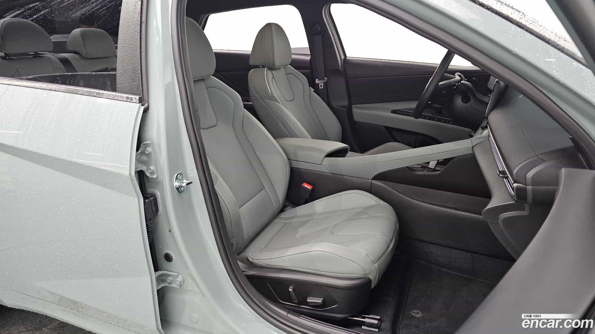AVANTE Hyundai 2025.9-OPTION-015