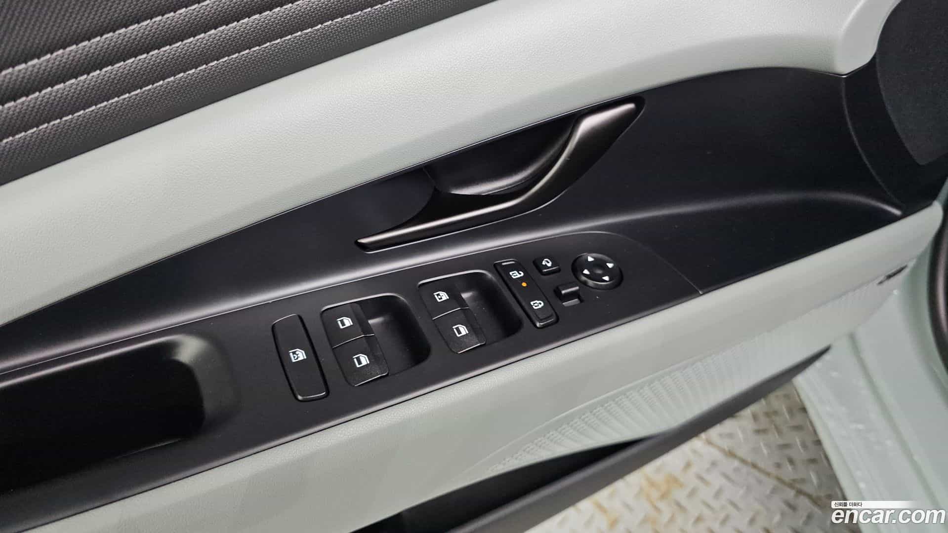 AVANTE Hyundai 2025.9-OPTION-021
