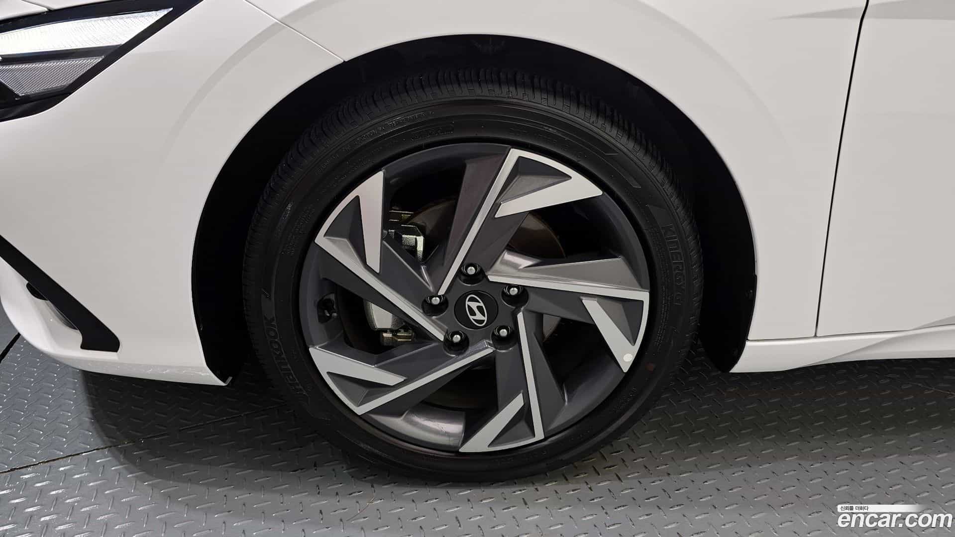 AVANTE Hyundai 2025.8-OUTER-005