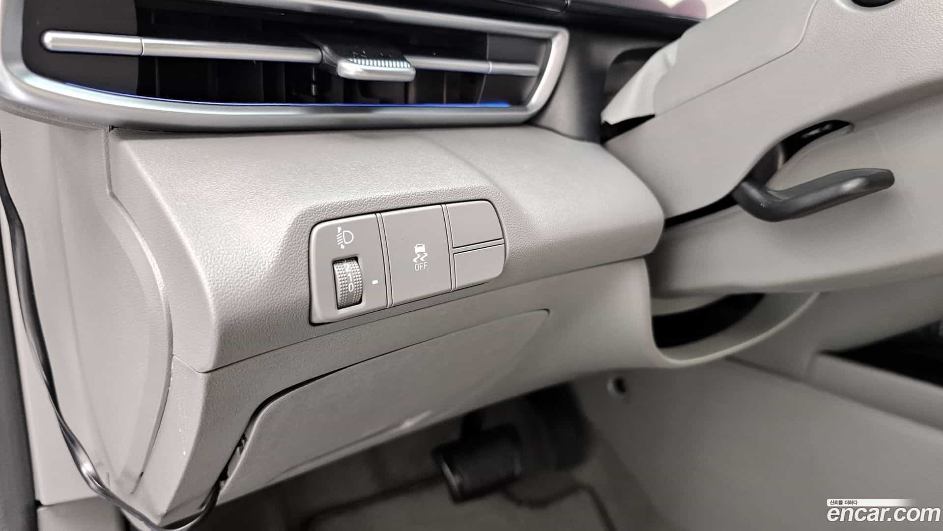 AVANTE Hyundai 2025.8-OPTION-020