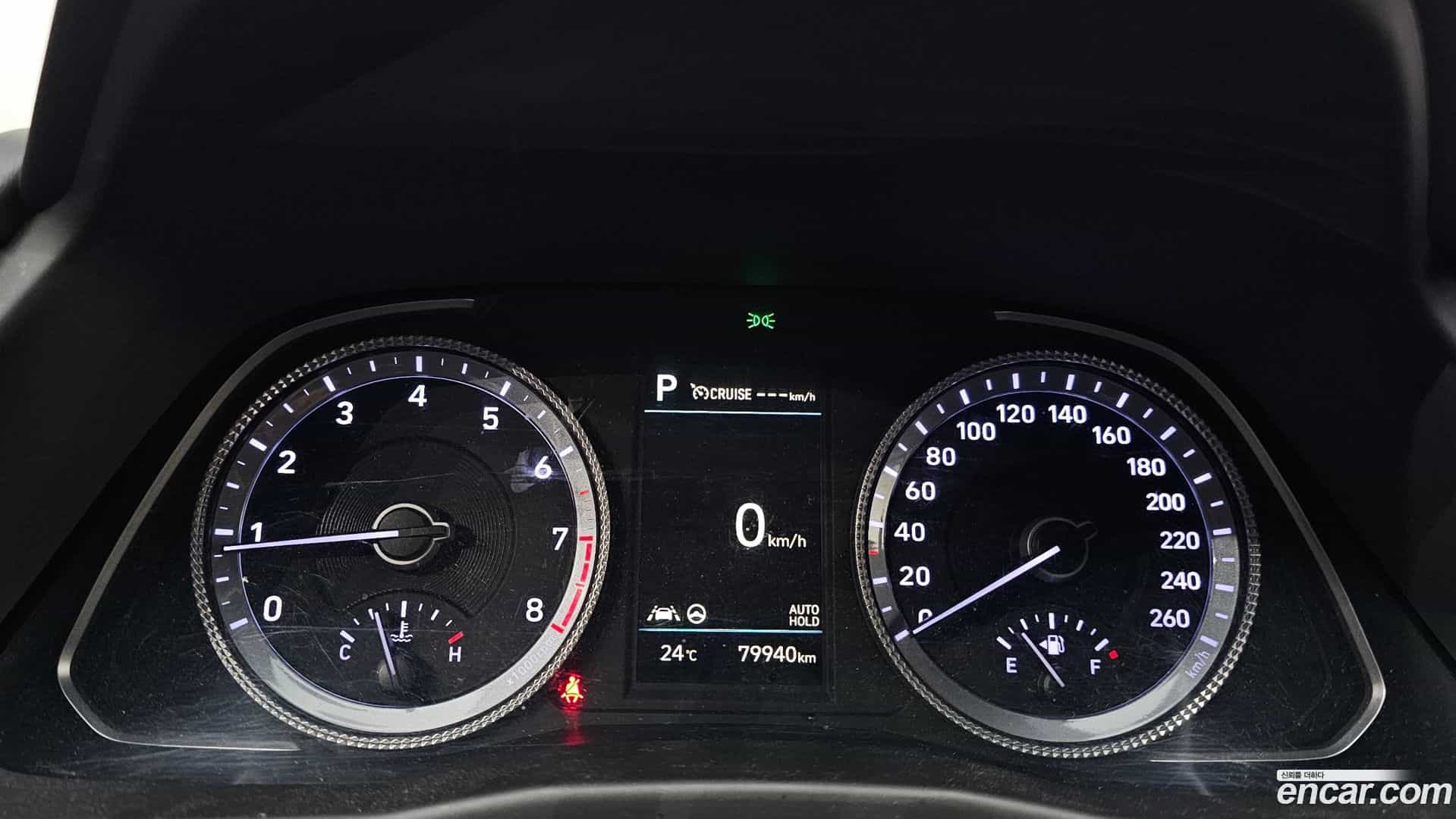 Sonata Hyundai 2022.1-INNER-008